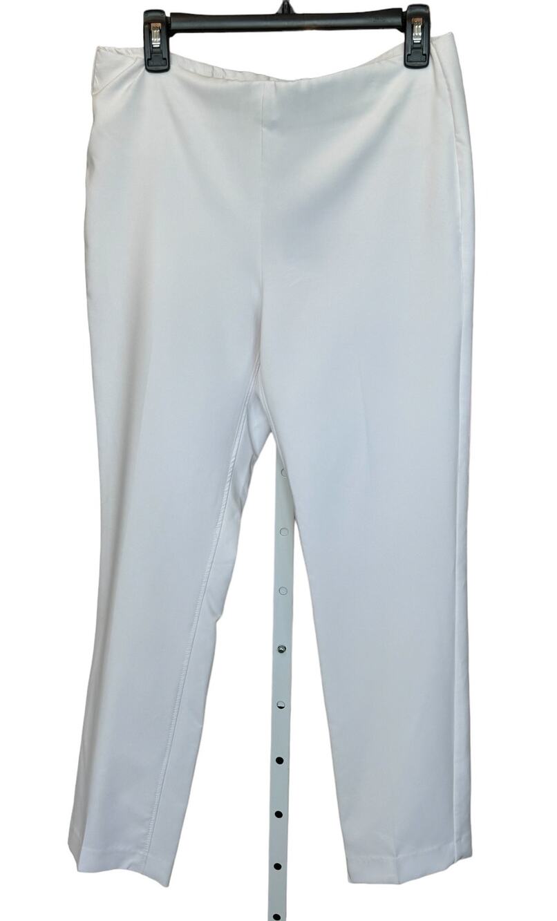 New ~ ADRIANNA PAPELL ~ Cropped Pull On Pant With Tailored Details Size 10